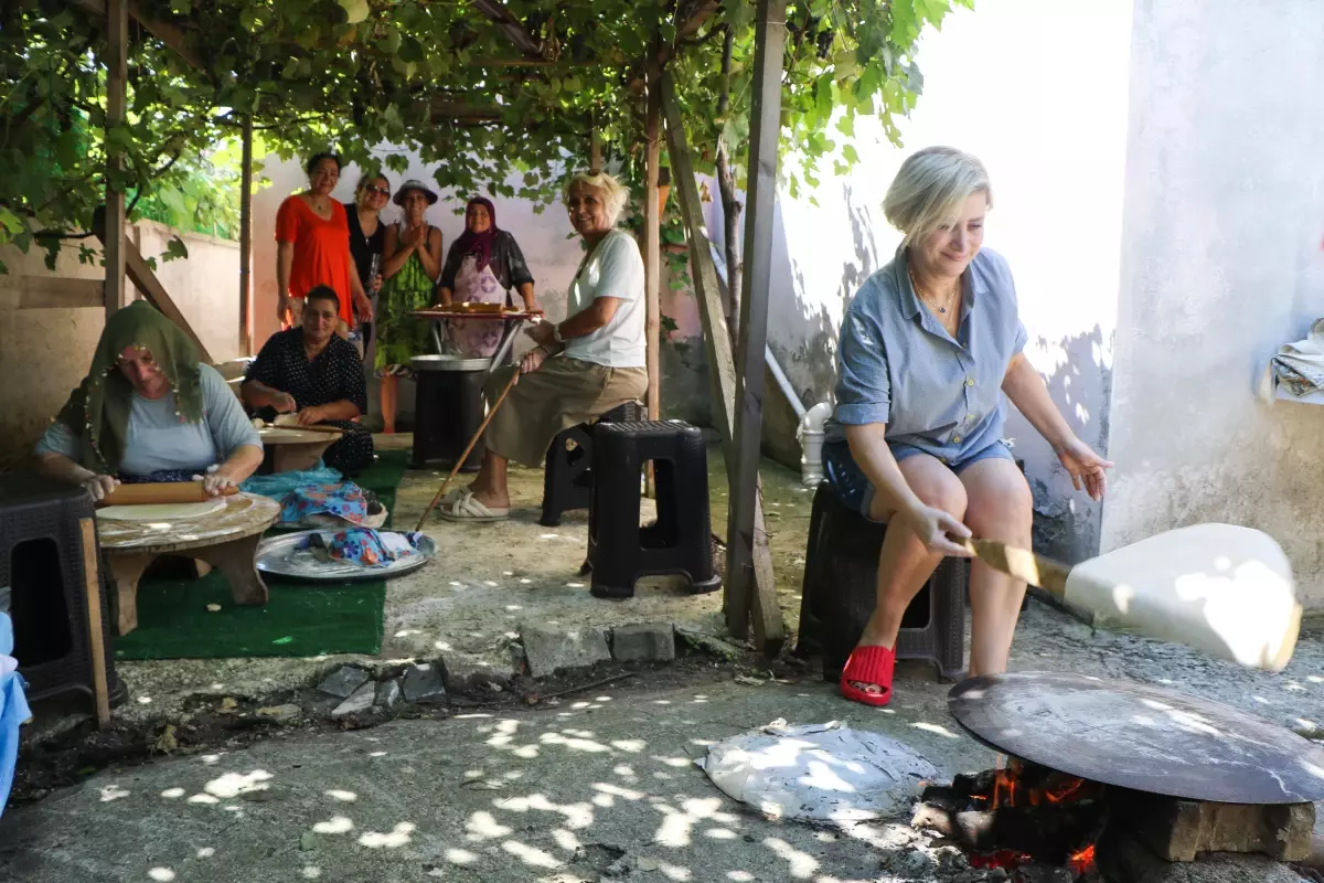 Lösemili Çocuklar İçin Yılbaşı Kermesi Hazırlığı